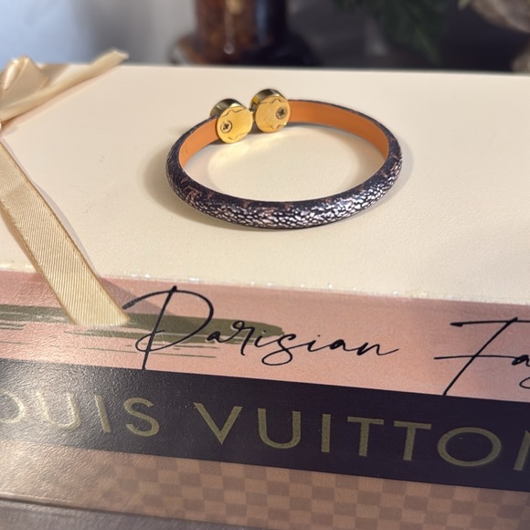 Louis Vuitton Bracelet - Picture 3 of 5